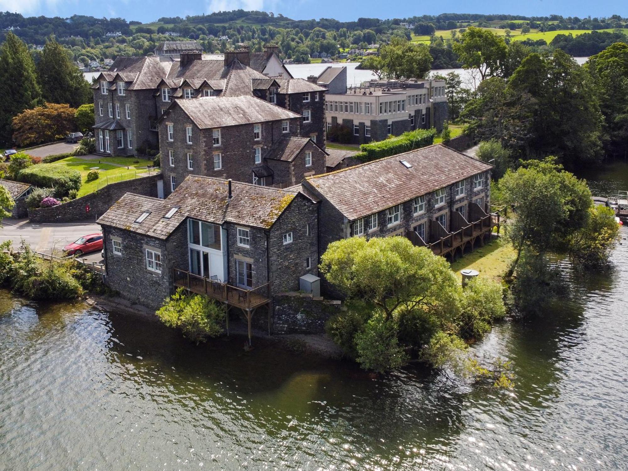 Gilson Villa Ambleside Exterior photo